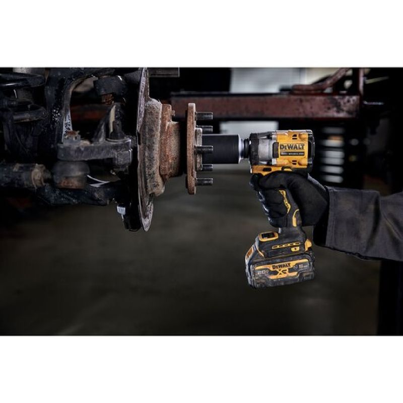 chave-de-impacto-brushless-dcf922-b3-20v-max-dewalt-imagem-05