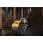 mochila-profissional-dwst560101-dewalt-imagem-05